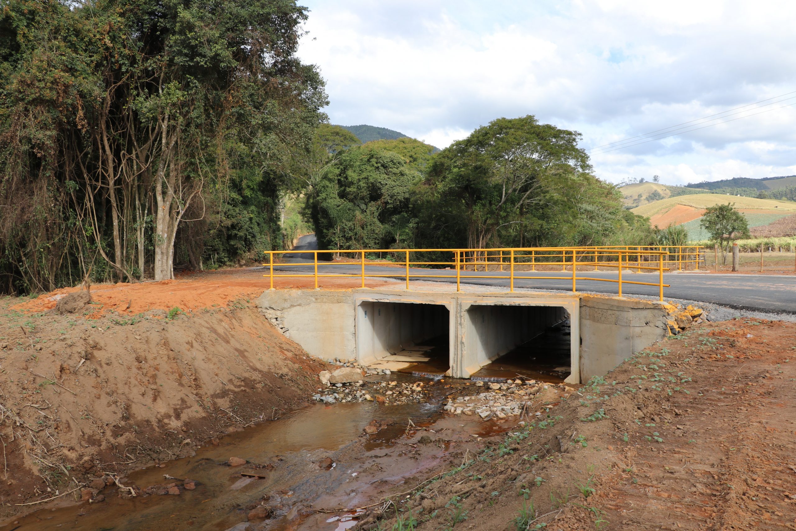 20ª Ponte De Aduelas De Concreto Está Sendo Finalizada Na Zona Rural Extrema Mg 7837